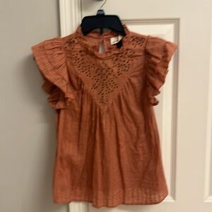 🚨Free with Bundle🚨Universal Thread Flutter Sleeved Top